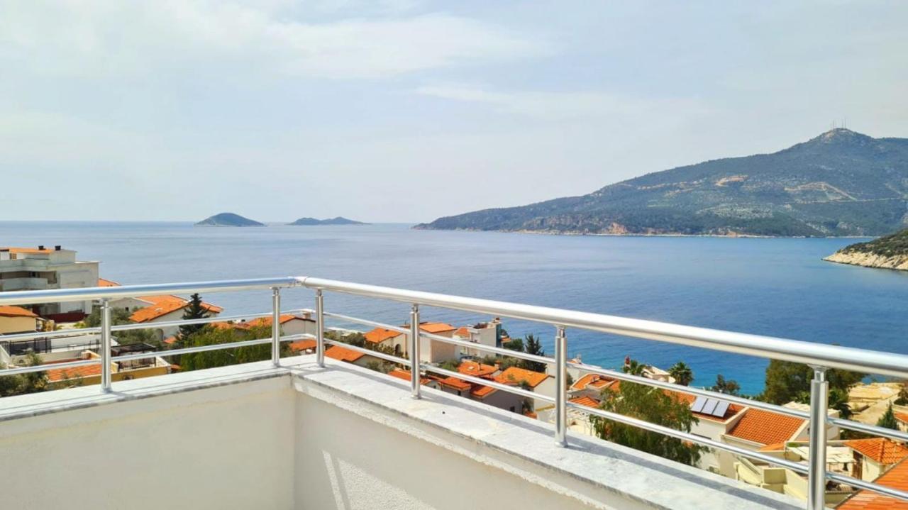 Apartamento Shared Pool Flat Located 3 Min To Beach In Kalkan Exterior foto